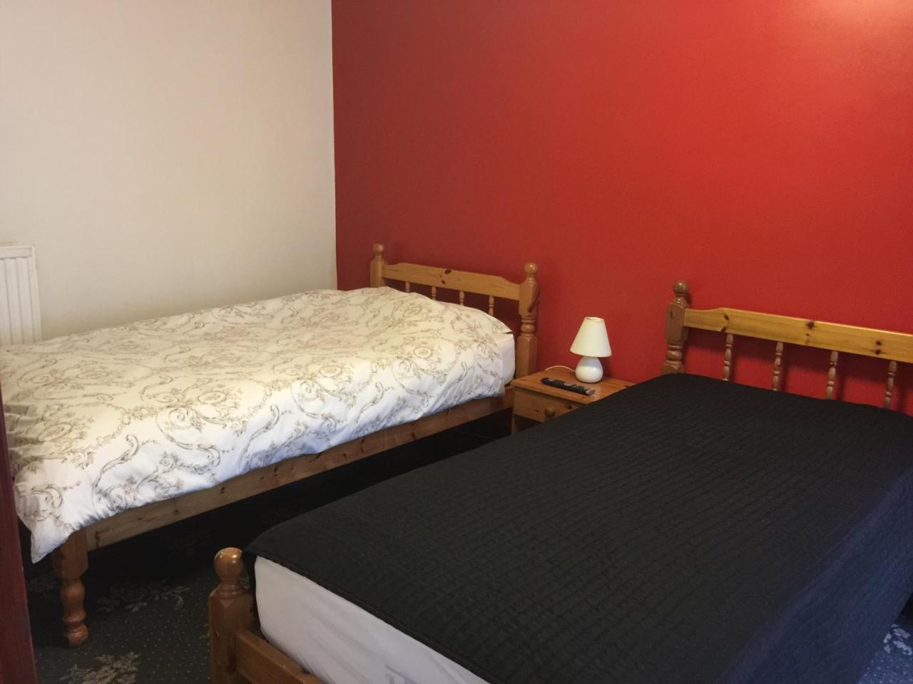 Fife Arms Guest House Дъфтаун Екстериор снимка